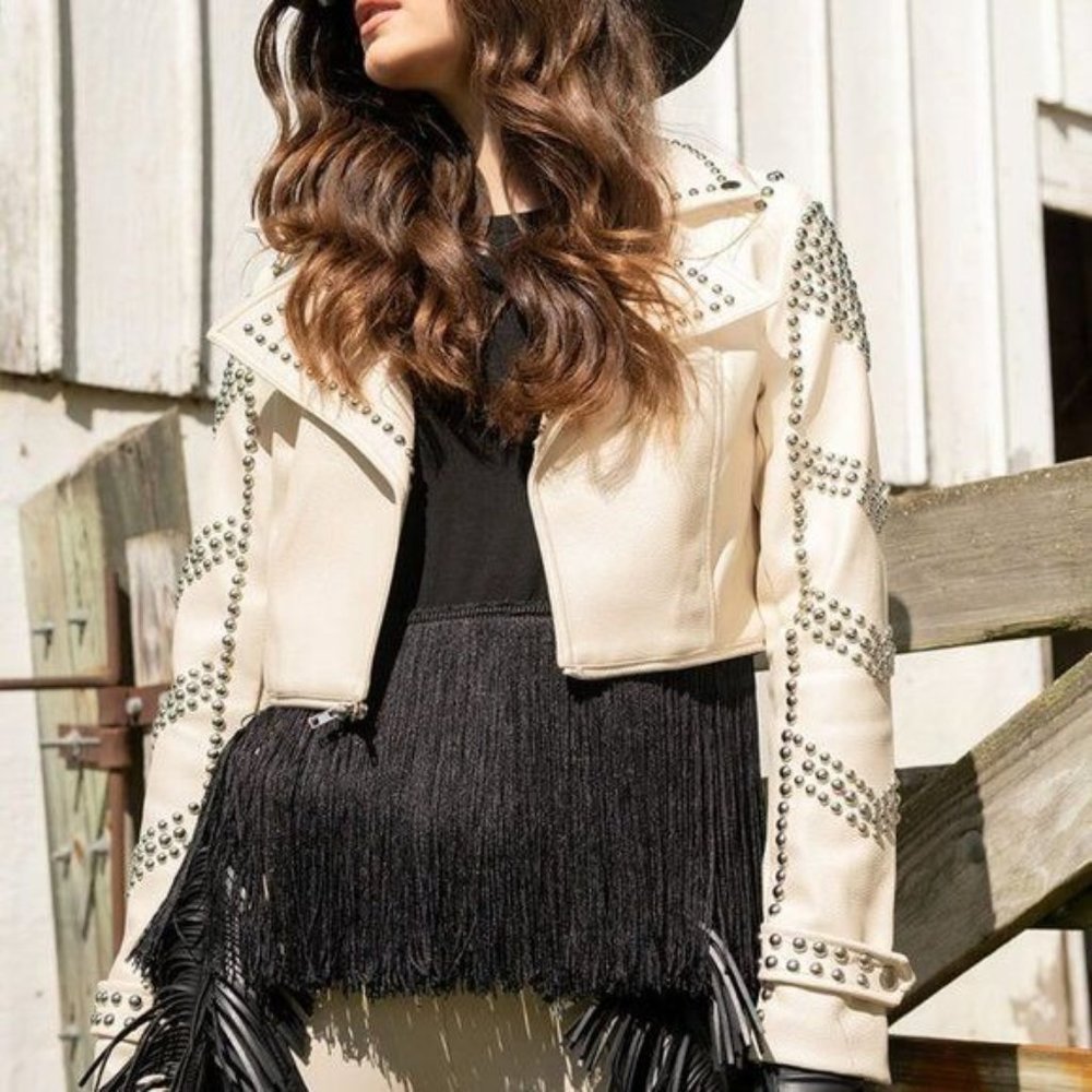Callie Wear it Like you Mean It Vegan Leather Trench Coat With Studs Azalea Wang - Picture 9 of 10